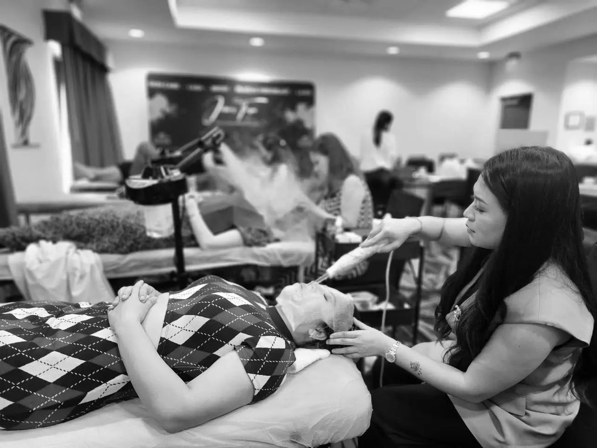 Khóa Chăm Sóc Da- SkinCare Certificate Course - Basic to Advanced