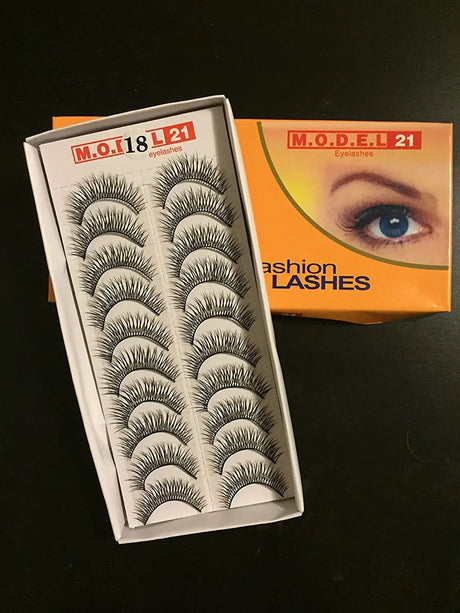 Model 21 False Eyelashes No.32, 10 Pairs